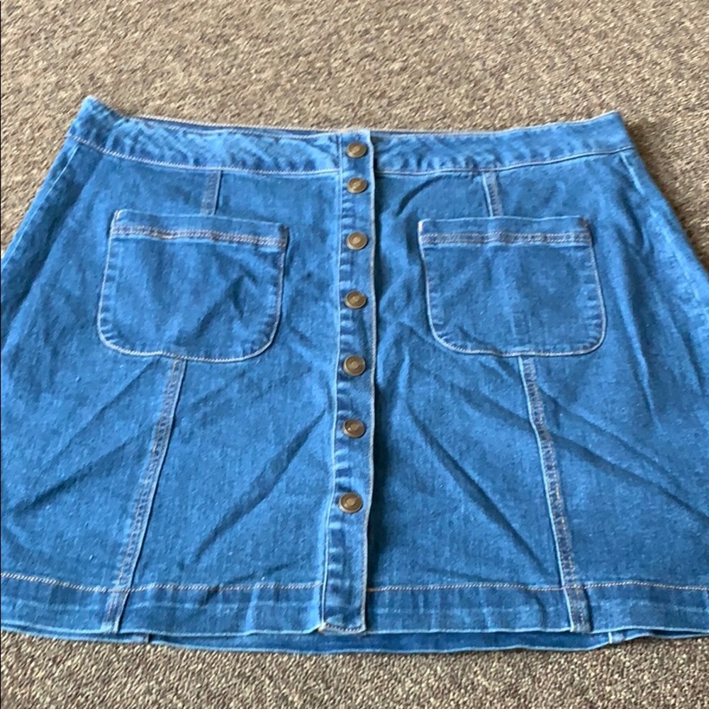 Plus Size front snap skirt
